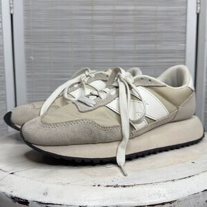 New Balance Off White Beige Sneakers Size 7